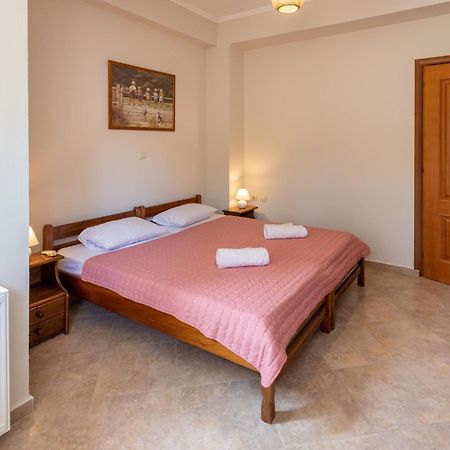 Blue Panorama Villas Giannoudi  Rum bild